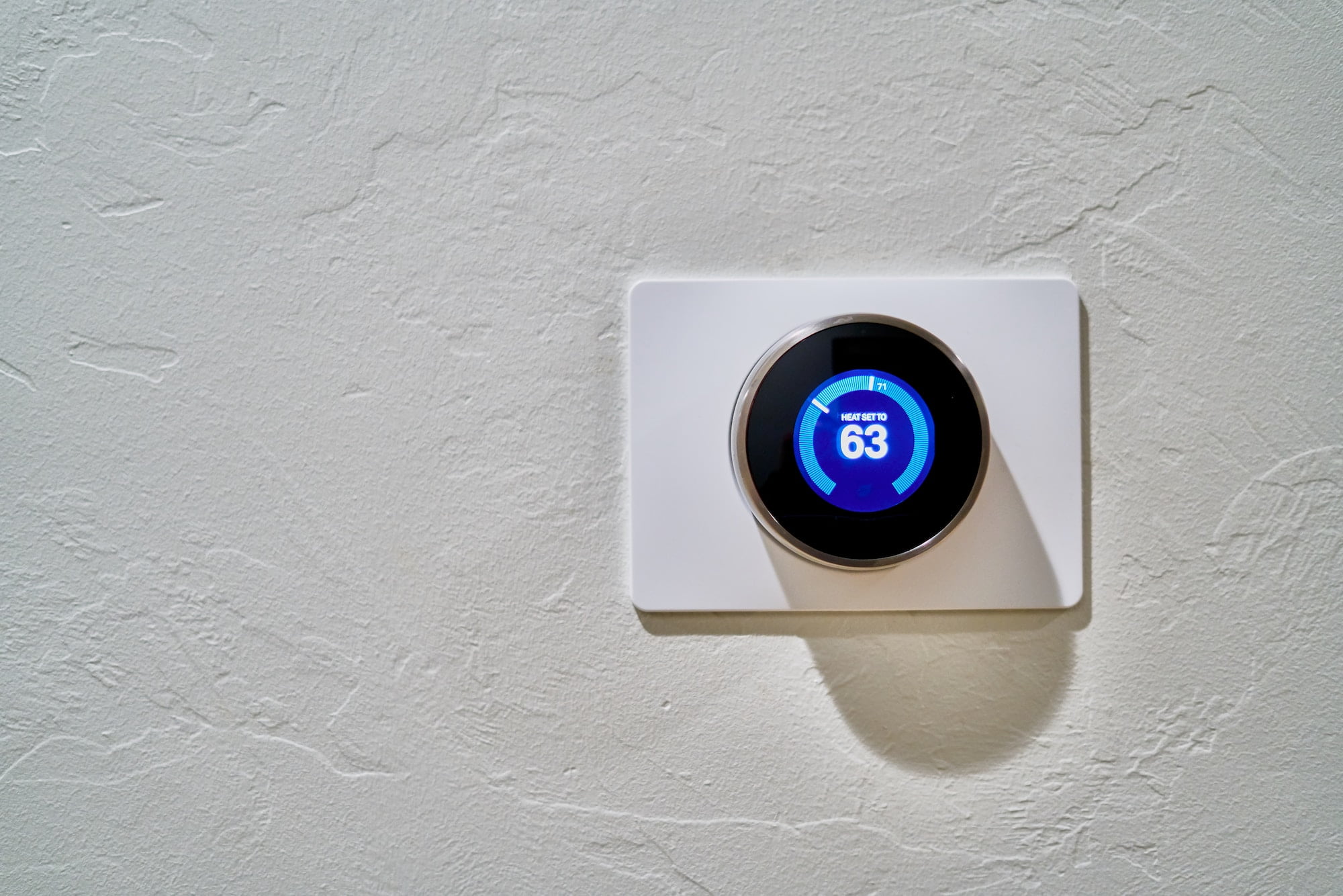 home energy saving tips - smart thermostat